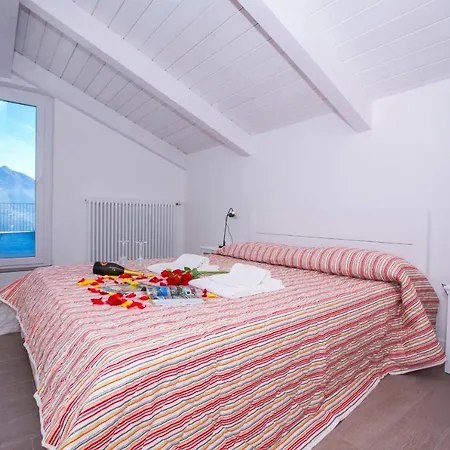 Sleeps 4 Pool